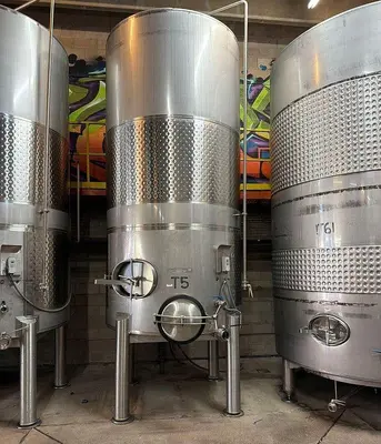 2500 Gallon JV Northwest closed top fermenter / storage / blend tanks