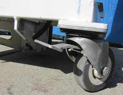 Unidex 250 lbs Electric Material Lift 31" Height 24" x 24" Platform 12V Battery