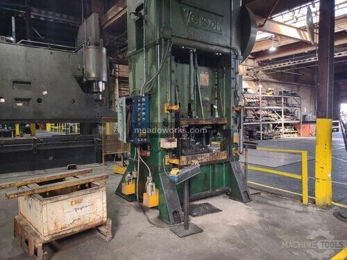 Used VERSON 6311 Straight Side Presses Illinois US | Meadoworks #1492090