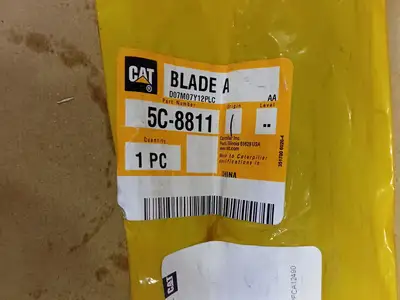NEW CATERPILLAR 5C-8811