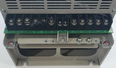 USED Yaskawa SGDH-75DE