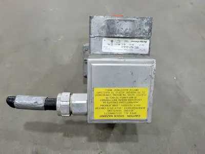 USED BARBER-COLMAN MC-421-0-0-1