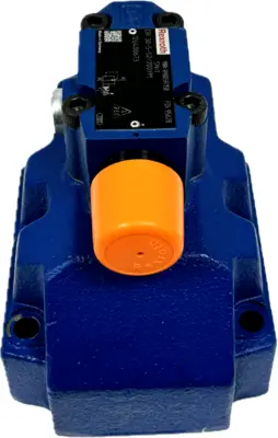 NEW REXROTH DR 30-5-52/200YM HYDRAULIC VALVE R900597158 DR30552200YM