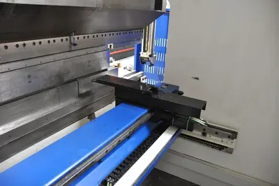USED TRUMPF TRUMABEND 230 TON X 3050 MM CNC