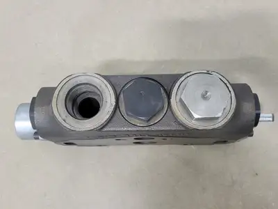 Hydraulic Valve Section 04F2N 8917JKLMN