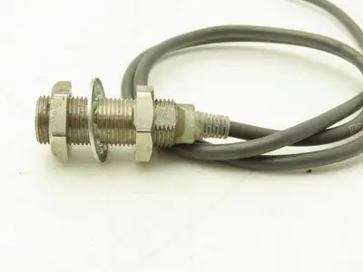 Omron E2E-X3D1-N Proximity Sensor 12-24vDC NO Lot of 17