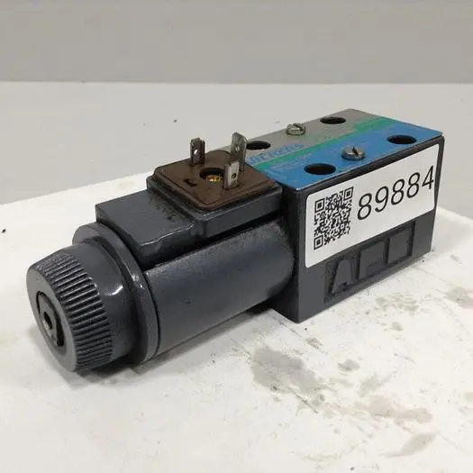 Used VICKERS DG4V3S22AMUHL760EN490 Valves/Fittings Michigan US | Ideal Machinery #588945