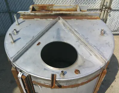 SPC9084  Tank 575 gallon vertical tank, Stainless Steel, flat set of coils in bottom