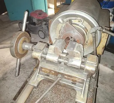 USED OSTER 3/8" - 2" O.D. PIPE THREADER