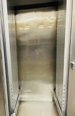 130-0176 Traulsen RPP132L-FHS Roll-In Proofing Cabinet