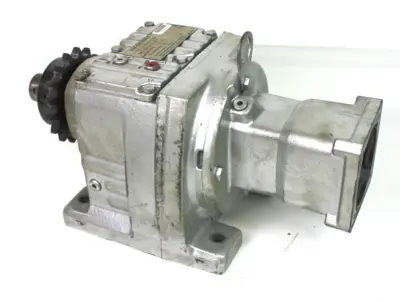 Sew Eurodrive R57AQA100/3 Gearmotor 16.79:1 3980Lb-In