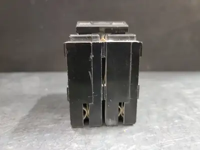 30 Amp, 2 Pole, 120/240 Volts Circuit Breaker