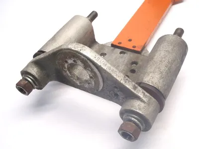 USED MILCO ROBOTIC WELDING ROBOT ARM BRACKET ACCESSORY