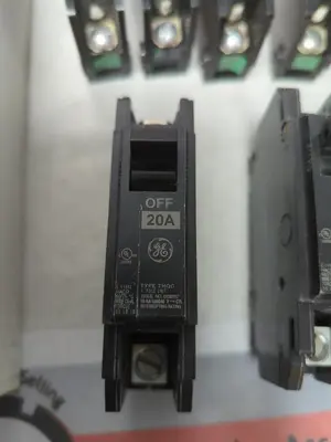 Used GE THQC1120 Miscellaneous Equipment (Electrical & Power) | Surplus Asset Holdings #1195007