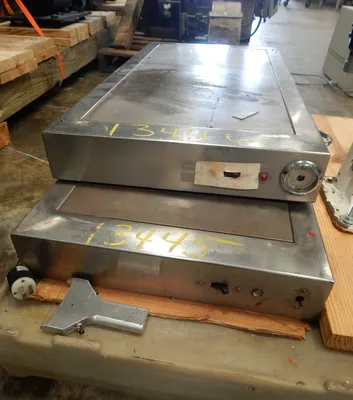 USED LIPSTICK MOLD HEATING TABLE HEATING TABLE