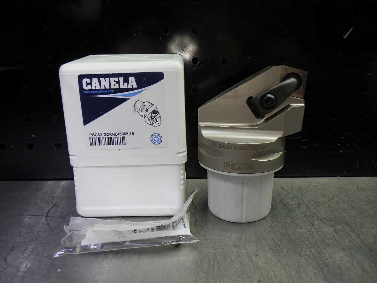 Canela Capto C6/ PSC63 Coolant Thru Turning Head PSC63-DCKNL45065-19 (LOC3457)
