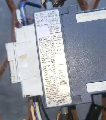 USED SCHNEIDER ELECTRIC LC1D09