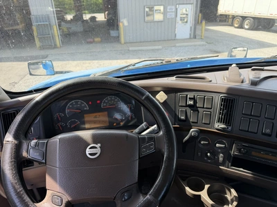 Used 2013 VOLVO VNL Conventional trucks Indiana US | Miedema Asset Management Group #1414619