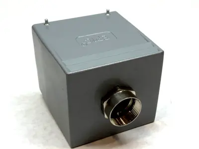 USED EPIC HOOD TOP ENTRY PG21 CABLE ENTRY 2-LEVER HOUSING 10133000