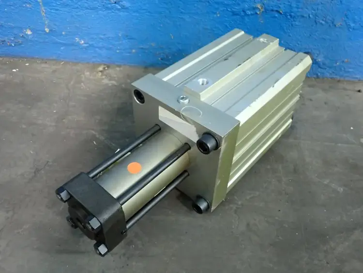 Used SMC CQ2L160P3270150 Cylinders | HGR 24 #731321