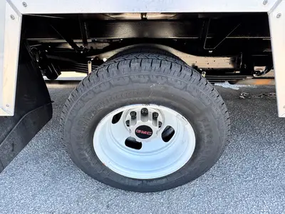 Used 2021 GMC SAVANA CUTAWAY Box trucks Florida US | Truck and Van Outlet #1509173