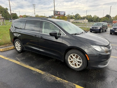 Used 2020 CHRYSLER PACIFICA VOYAGER Vans Ohio US | Miedema Asset Management Group #1577839