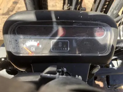 USED 2002 CAT GC30K