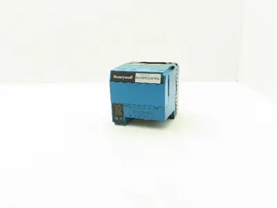Honeywell RM7895 A 1014 Burner Control Purge Timer 10 Seconds Rev C
