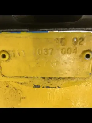 USED CHAR LYNN 111 1037 004