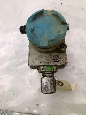 Siemens SITRANS P 7MF4034-1BA10-1NC6-Z Pressure Transmitter 145PSI