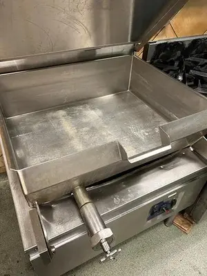 30 Gallon Electric Cleveland Steam Kettle