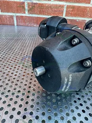 USED 5 ITT PURE FLO ADVANTAGE STAINLESS STEEL DIAPHRAGM VALVE W/ 1" SANITARY FITTING