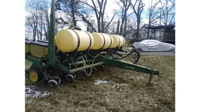 Used JOHN DEERE 7200V Planters Nebraska US | Trustworthy Equipment #1403508