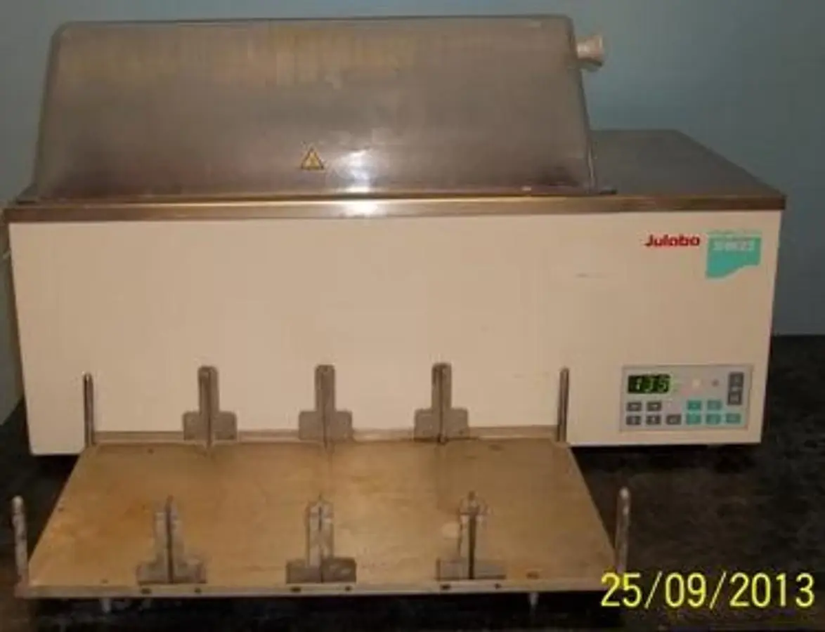 USED JULABO SW22 V/HZ 115/60 W1200 DIN 12876 #100295