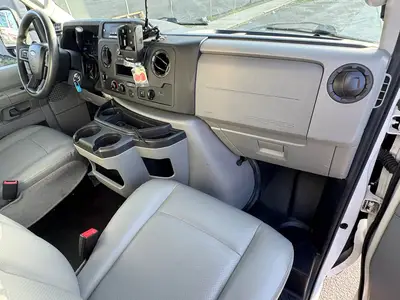 Used 2023 FORD E-350 Reefer Trucks Florida US | Truck and Van Outlet #1509225