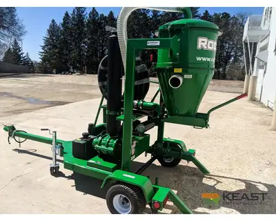 Used CHRISTIANSON _UNKNOWN_ Sweeper/Vacuum Iowa US | Keast Enterprises #1360110