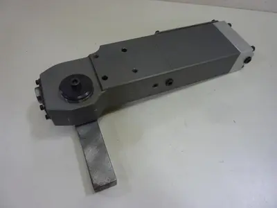 USED BTM CORP 779800G-733207YH-90AL-SCDC