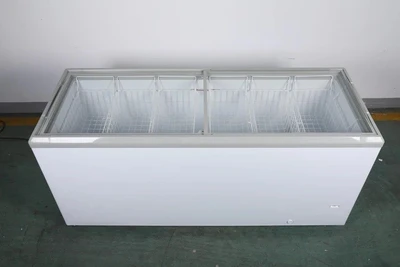 168-0049 FDF23CF 71" Sliding Glass Self Contained Chest Freezer