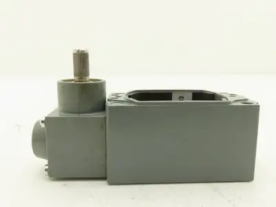 Allen Bradley 802T-AM Oiltight Limit Switch Enclosure Lever Type Operator Head