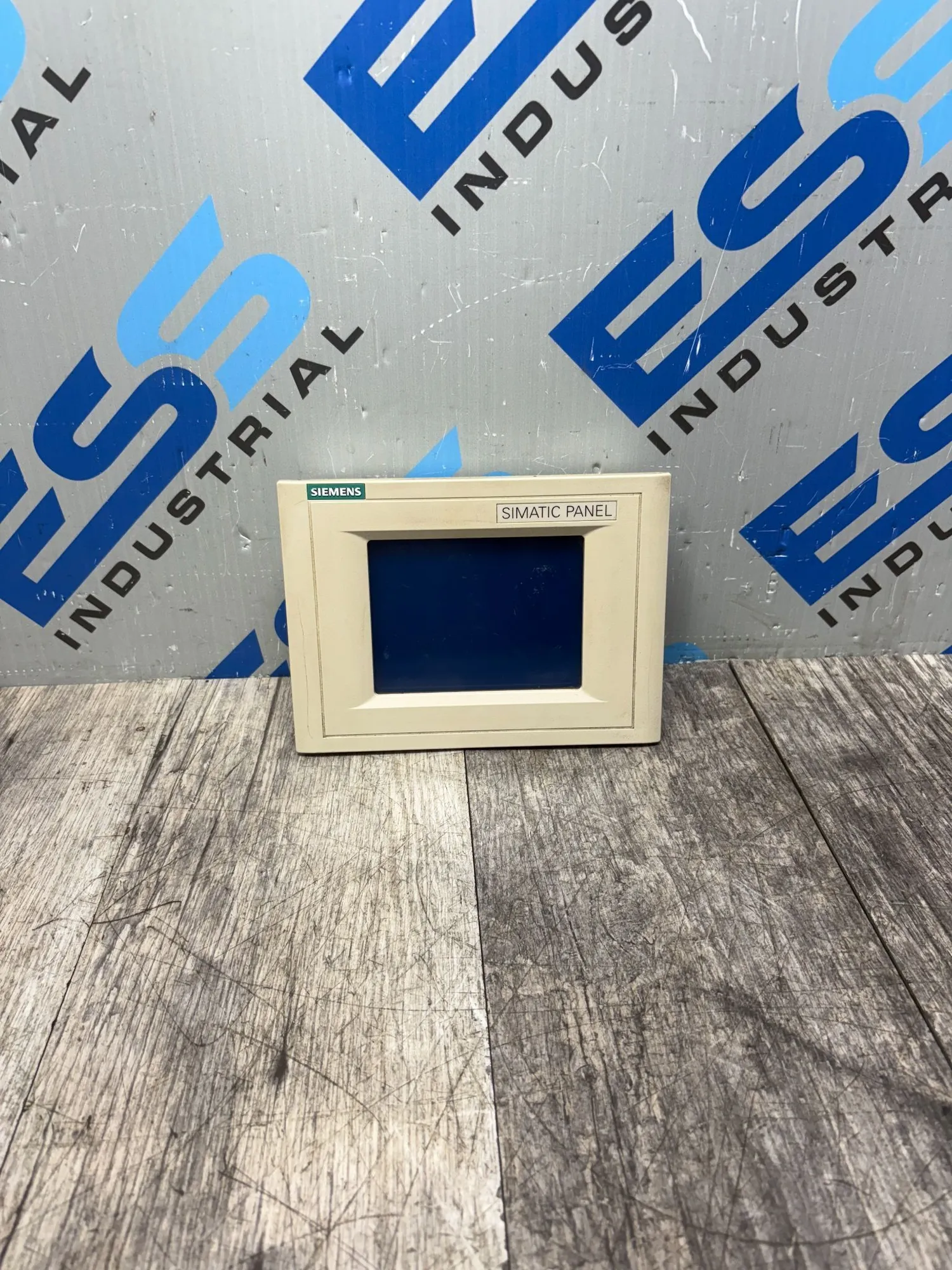 USED SIEMENS 6AV6545-0BB15-2AX0