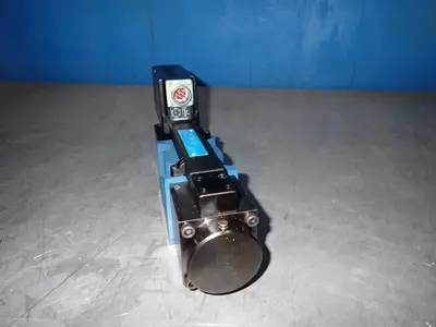 USED EATON VICKERS KBFDG4V 5 33C50N Z M1 PH7 H7 11