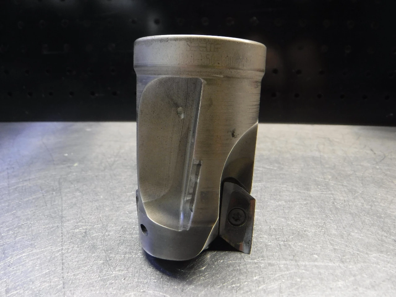 Iscar 2" Extended Flute Facemill 1" Arbor D2.0-1.50-1.00-22 (LOC1676)