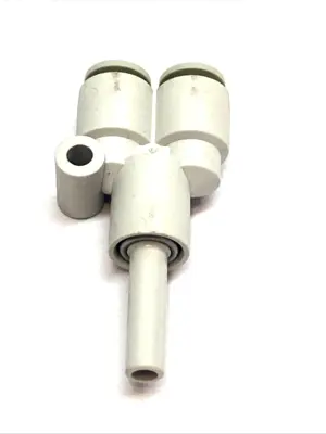 USED SMC UNION Y FITTING 6MM TUBE - ONE-TOUCH PNEUMATIC COUPLER LOT OF 2