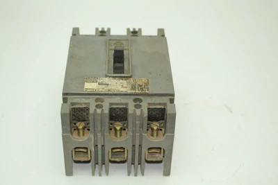Used Westinghouse HFB3020 Circuit Breakers California US | Davliegogo LLC #1705256