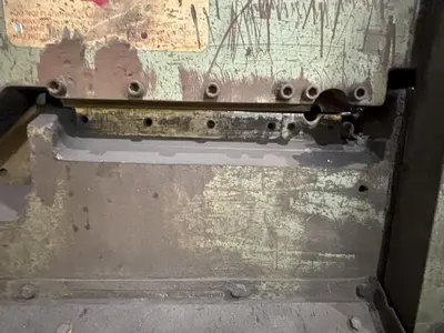 50 TON PIRANHA MODEL #P50 HYDRAULIC IRONWORKER: STOCK #23214