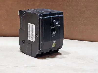 USED SQUARE D QO340