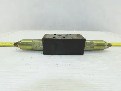 Parker DR102S18-C3D Hydraulic Pressure Relief Valve