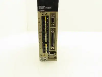 Yaskawa SGDS-02A01A AC Motor Drive 1PH 230V 2.4A In 3PH 0-230V 0-300Hz 200W Out
