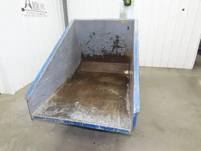 Used MECO _UNKNOWN_ Hoppers Indiana US | Arrow Industrial #1366953