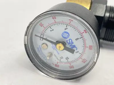 USED WATTS FLUIDAIR PRESSURE REGULATOR 0-125PSIG 1/8" NPT W/ GAUGE